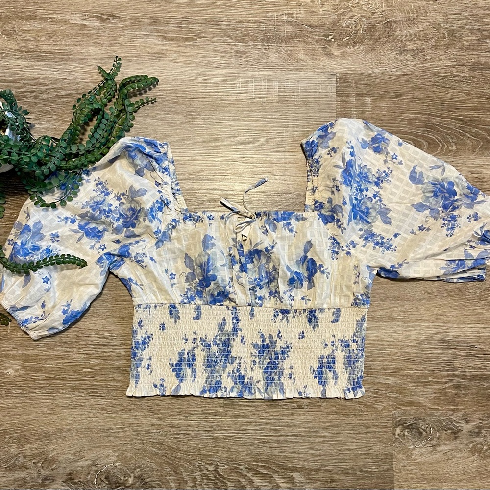 American Eagle Outfitters Floral Top